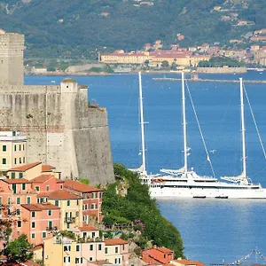Italia 3*, Lerici Italie